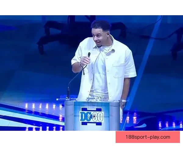 戴尔-库里黄蜂30号球衣退役 塞斯发言祝贺父亲荣耀时刻